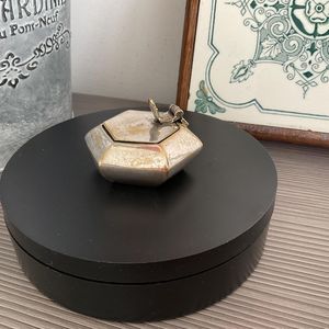 Vintage Pocket Ashtray, Silver Metal Hexagonal Portable Ashtray, - Product Image 3