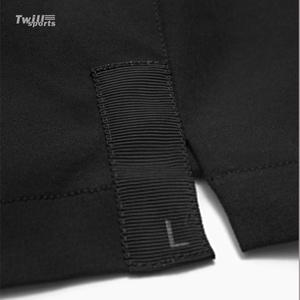 กางเกงขาสั้นสตรีทแวร์ผู้ชายสำหรับฤดูร้อนปี 2025 ราคาโรงงาน ผ้าฝ้ายลำลอง ดีไซน์สไตล์กระดานโต้คลื่น เหมาะสำหรับออกกำลังกาย ความยาวระดับเข่า - Product Image 6