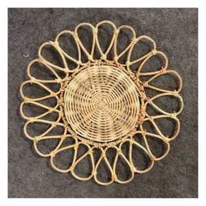 Set de table en rotin naturel fait main à motif floral |   Assiette de présentation en osier pour table à manger |   Décoration de table rustique écologique - Product Image 4
