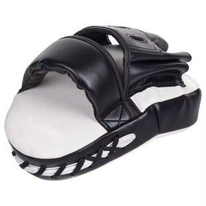 Pads de frappe en cuir PU noir et blanc durables pour l'entraînement MMA et le kickboxing toutes saisons - Product Image 3