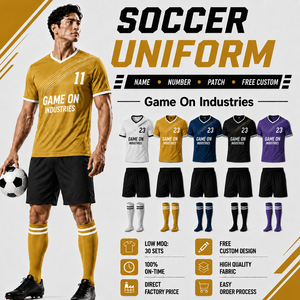 Tenue de football personnalisée cyan et noir pour adultes – Vêtements de sport respirants pour joueurs – Tenue d'entraînement de football - Product Image 1