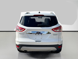 Ford Escape Titanium FWD 2016 - Product Image 3