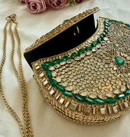 Borsa da Sera Artistica in Metallo Goffrato Vintage per Sposa, Eco-Friendly, Personalizzabile, Forme e Colori Assortiti