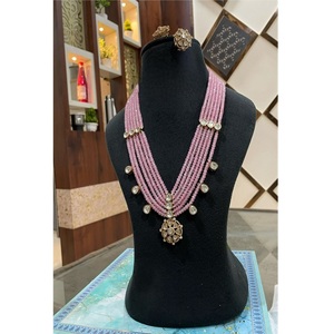 Conjunto de Collar y Pendientes de Perlas Clásicas para Compromiso, Chapado en Oro de la Mejor Calidad, Estilo Kundan, Colección para Bodas y Eventos, para Mujer - Product Image 1