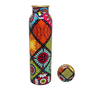 Botella de Cobre Puro con Diseño Personalizado de Caleidoscopio y Mandala, Acabado Esmaltado, Ecológica, para Bebidas, Arte Folclórico Vibrante - Product Image 1