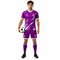 Ensemble d'uniformes de football personnalisés pour hommes, maillots et shorts, vêtements de sport d'équipe, respirants, séchage rapide, kits de football, impression numérique 100%