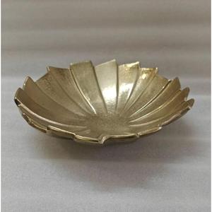 Corbeille à fruits et plat de service en laiton de style floral sur piédestal, bols de luxe de qualité alimentaire, dernier design, pour décoration de table de mariage et fournitures événementielles - Product Image 5