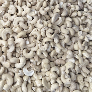 เม็ดมะม่วงหิมพานต์เวียดนามคั่วแบบเวียดนาม ขายดี ราคาคุ้มค่า ขนาด Ww180 ยี่ห้อซานติโก้ - Product Image 1