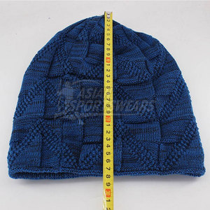 Bonnets unisexes ajustables en tricot jacquard doux pour la chaleur et le confort, utilisation décontractée en extérieur en saison froide - Product Image 6