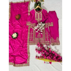 Ensemble Kurti Pant 3 pièces 
 
 5 paires de kurtis en tissu de soie chinon brodés de différentes couleurs, attrayants pour les fêtes, avec une coupe classique - Product Image 2