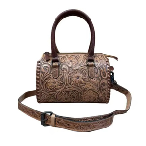 Bolso Ejecutivo de Cuero Genuino Hecho a Mano, Estilo Western, con Estampado Animal Marrón y Cierre de Cremallera, Hecho en India - Product Image 1