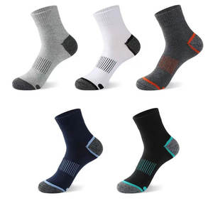 Calcetines Deportivos de Compresión para Hombre, Absorbentes de Sudor, Impermeables, Cálidos, Diseño de Tubo Medio para Gimnasio y Uso al Aire Libre, para Todas las Estaciones - Product Image 3