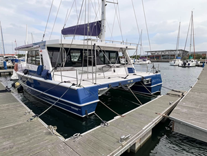 Yate de Crucero de Aluminio UBI 11100 con Motor Intraborda de 300 CV, 11,8 m, 100 Pasajeros, de Alta Velocidad para Río, Deporte, Entretenimiento y Turismo - Product Image 5