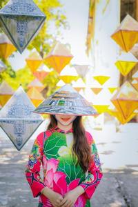 Sombreros Cónicos Hechos a Mano en Vietnam al por Mayor para Uso Cultural y Comercial - Product Image 5