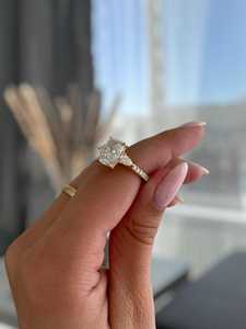 Luxury Style 3.01CT Radiant Cut Trilogy Diamond <b>Ring</b> Lab Grown 14K Solid Gold Engagement Wedding <b>Proposal</b> Fine Jewelry For Bride - Product Image 2
