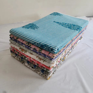 Tela de algodón india estampada a mano con motivos Mugal Butta, ecológica, transpirable, de punto ligero de alta calidad para coser. - Product Image 1