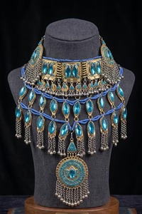 Ensemble de bijoux tribaux afghans Kuchi faits à la main, collier ras du cou vintage avec miroir et pièces de monnaie, boucles d'oreilles, accessoires de mariée traditionnels - Product Image 5