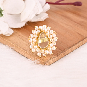 Anillo Ajustable y Elegante de Latón Chapado en Oro con Amatista Verde, Hidroperlas y Perlas, Hecho a Mano para Mujer - Product Image 3