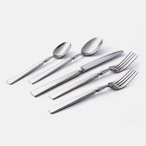 Ensemble de couverts en métal haut de gamme pour la restauration, collection durable pour les professionnels de l'événementiel - Product Image 2