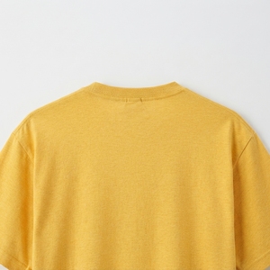 Camiseta de punto 100% algodón con estampado puff, estilo urbano, corte holgado, color liso, transpirable, manga corta y cuello redondo. - Product Image 4