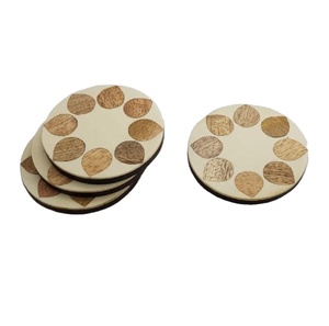 <b>Wood</b> Leaf Design Resin Round Coaster / Mats & Pads Gift Custom Accessories OEM India Best Selling Products - Product Image 1