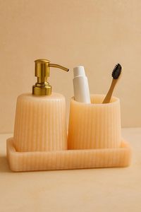 Nuevo juego de baño de resina epoxi de 4 piezas con acabado pulido, dispensador de jabón, soporte para cepillos de dientes y bandeja para tocador a un precio asequible. - Product Image 2