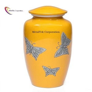 Nueva urna de cremación amarilla personalizada con mariposas grabadas a mano, urnas funerarias decorativas para cenizas de adultos. - Product Image 3