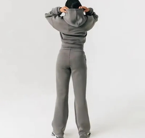 Ensemble de survêtement à capuche 2 pièces pour femme, logo personnalisé, tissu doux, coupe décontractée, pantalon taille haute, fabricant OEM/ODM - Product Image 6