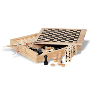 4 juegos de mesa en caja de madera - Product Image 1