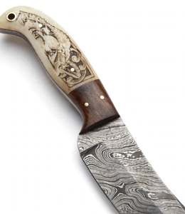Couteau d'extérieur artisanal en acier Damas, manche en bois sculpté, outil de terrain à lame angulaire - Product Image 5