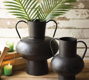 Florero de Metal Dorado, Ideal para Hogares Modernos, Ofrece un Estilo Floral Elegante y un Atractivo Decorativo Contemporáneo - Product Image 6