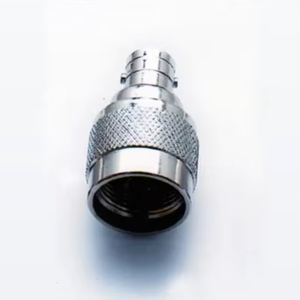 Adaptador Conector Premium BNC Hembra a UHF Macho para Aplicaciones de Red de Datos y Telecomunicaciones RF - Product Image 1