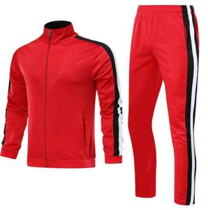 Trajes de calentamiento de baloncesto personalizables para jugadores, pantalones y camisetas desmontables con logotipos, diseños y detalles personalizados. - Product Image 3