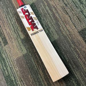 Bâton de cricket personnalisé en saule anglais pur de qualité 1, édition joueur, pour crickets professionnels |   Meilleur bâton de cricket - Product Image 2