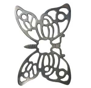 Polished Gold Brass Heart <b>Trivet</b> Abstract Interlocking Monogram Metal Hot Pad Heat Resistant Counter Pot Coaster Stand - Product Image 3