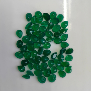 Onyx vert naturel 9x7MM taille poire, pierre précieuse de qualité supérieure pour la fabrication de bijoux, certifié Red Mountain Gems - Product Image 2