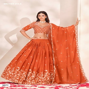 Ensemble Lehenga-Blouse-Dupatta Can-Can en Chinon de qualité supérieure avec broderies Butti et florales, fournisseur mondial - Product Image 1