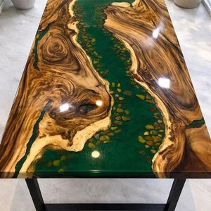 Mesa de Comedor Moderna Hecha a Mano con Tablero de Fresno Duradero y Resina Epoxi Azul, Base Trapezoidal para Uso en Hoteles y Almacenes - Product Image 2