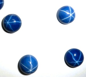 Zafiro Azul Estrella Redondo de 9x9 mm, 4 Quilates, Creado en Laboratorio, Cabujón Pulido con Efecto de Estrella de 6 Puntas, 5 mm de Altura, para Joyería - Product Image 4