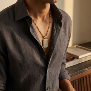 Colgante de Hip Hop Fabricado en India con Diamante Cultivado en Laboratorio, Oro Genuino, Joyería de Diseño Personalizado, Estilo Bling, Disponible para la Venta - Product Image 2
