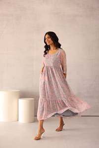 Robe midi en mousseline à imprimé floral, col en V, manches volantées, coupe trapèze ample, style bohème décontracté pour femme, pièce élégante pour l'été - Product Image 2