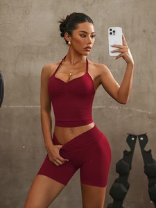 Conjunto de 2 piezas: Top halter fruncido y shorts de ciclista de cintura alta con corte en V, ropa deportiva sin costuras para mujer, traje de yoga, ropa deportiva para gimnasio, chándales - Product Image 1
