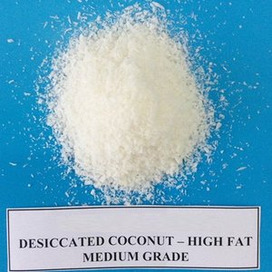 Noix de coco séchée déshydratée de qualité moyenne, faible/haute teneur en matières grasses / Prix abordable / Haute qualité / KELVIN LE +84 81 858 5236 - Product Image 1
