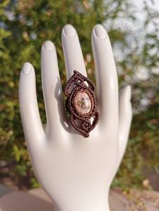 แหวนหินประดับทำมือแบบมาคราเม่ |   แหวนนิ้วโทนสีเอิร์ธโทนแบบปรับได้สไตล์ทะเล |   ได้รับการรับรองจาก IGI |   บริษัทมังกัลมาย - Product Image 4