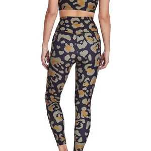 Conjunto de yoga con logo personalizado, hecho con material duradero, conjunto de yoga para mujer de calidad premium, conjunto de yoga transpirable para mujer - Product Image 5