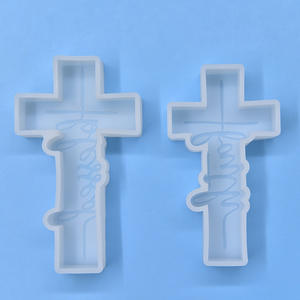 Moule en silicone 3D classique VM26 en forme de croix, flexible et de qualité alimentaire, pour bougies parfumées, savons, fondants et créations en plâtre DIY - Product Image 6