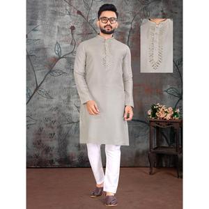 COLLECTION OCCASION SPÉCIALE TISSU EN SOIE AVEC MIROIR D'ORIGINE TRAVAIL SUR LE COU KURTA + PYJAMA GRIS - Product Image 1