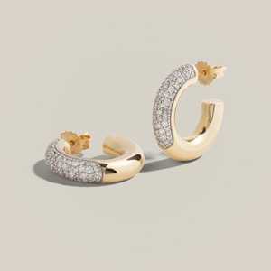Boucles d'oreilles créoles épaisses en or massif 14 carats avec diamant de laboratoire taille brillant, style minimaliste de luxe, fermoir papillon, 1,04 carat - Product Image 5