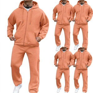 Ensemble de survêtement de sport personnalisé pour hommes, pantalon de jogging et sweat à capuche de haute qualité, fabriqué par un fabricant de vêtements de sport pour hommes - Product Image 4