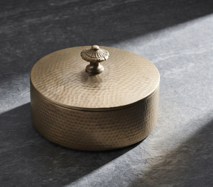 Caja de metal dorada martillada redonda al por mayor para frutos secos, contenedor de lujo para dátiles con pomo decorativo, lata de regalo decorativa para fiestas - Product Image 4